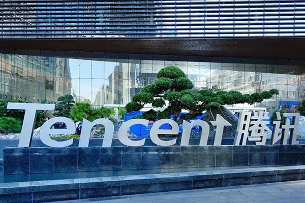 销售qq帐户的平台哪个最快？